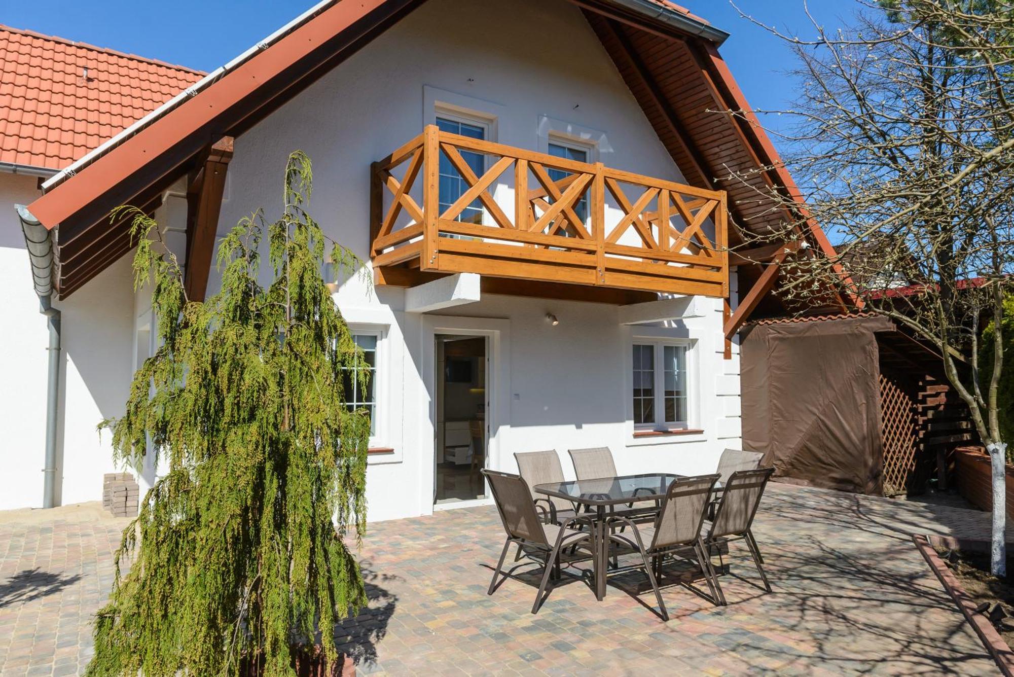Pensjonat Srebrny Klon Bytow  Exterior photo